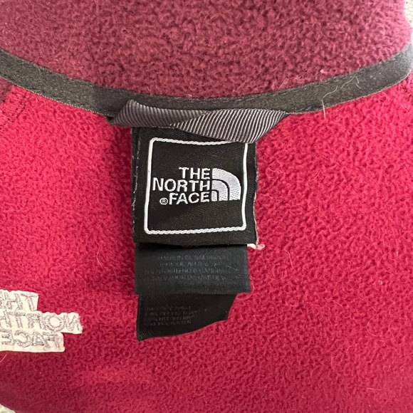 The North Face- Full Zip Fleece - Picture 5 of 9